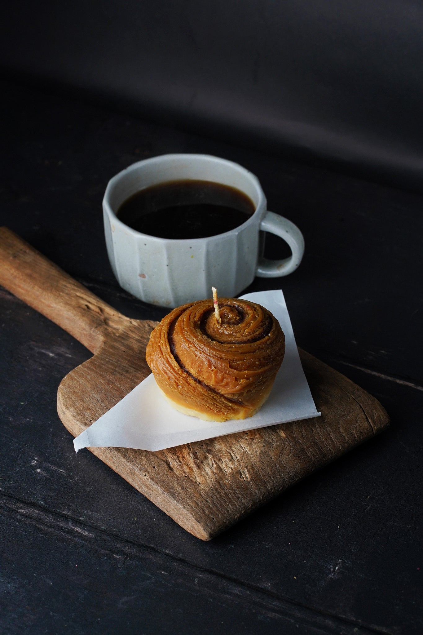 The Cinnamon Bun Candle