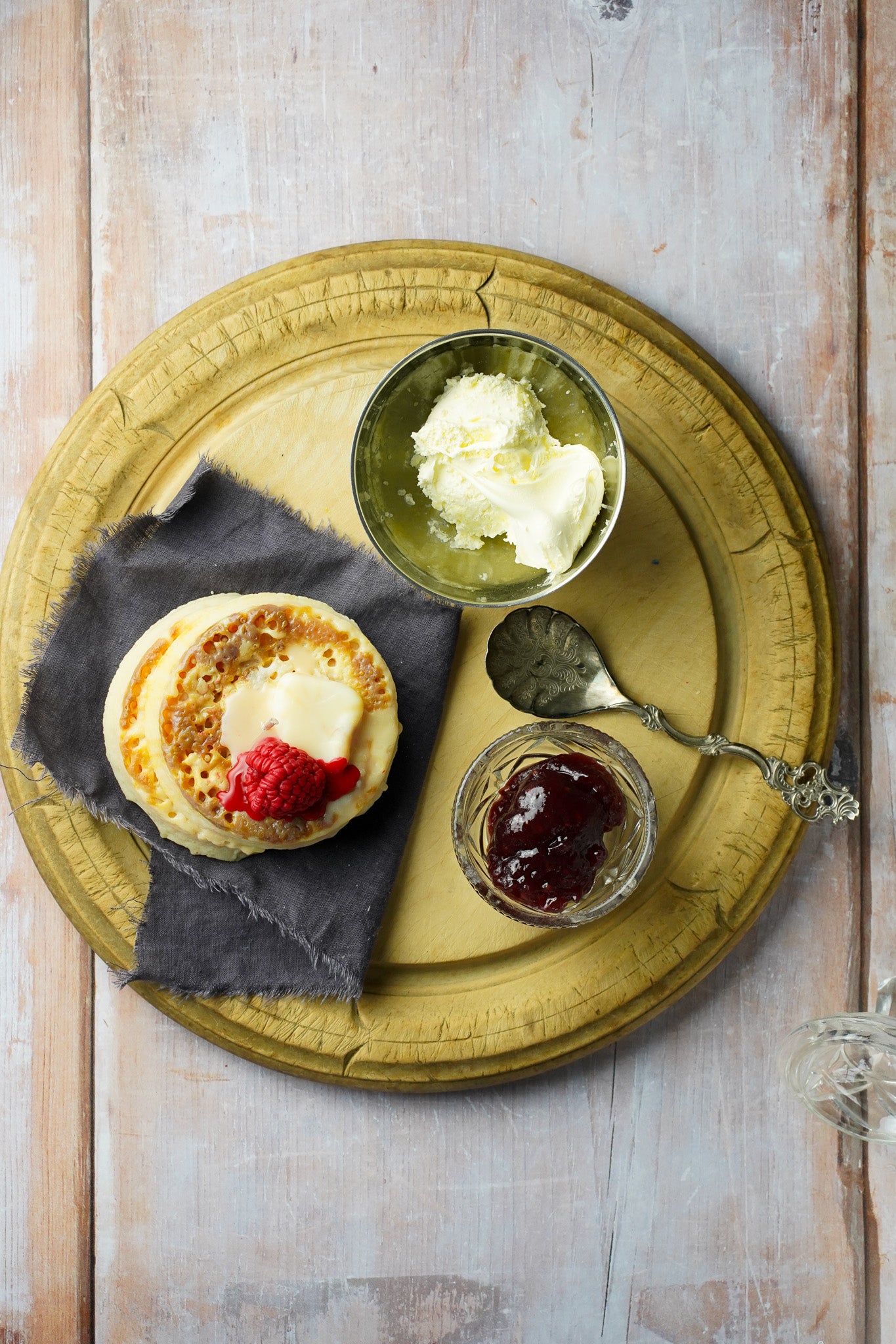 CRUMPET & CONSERVE CANDLE