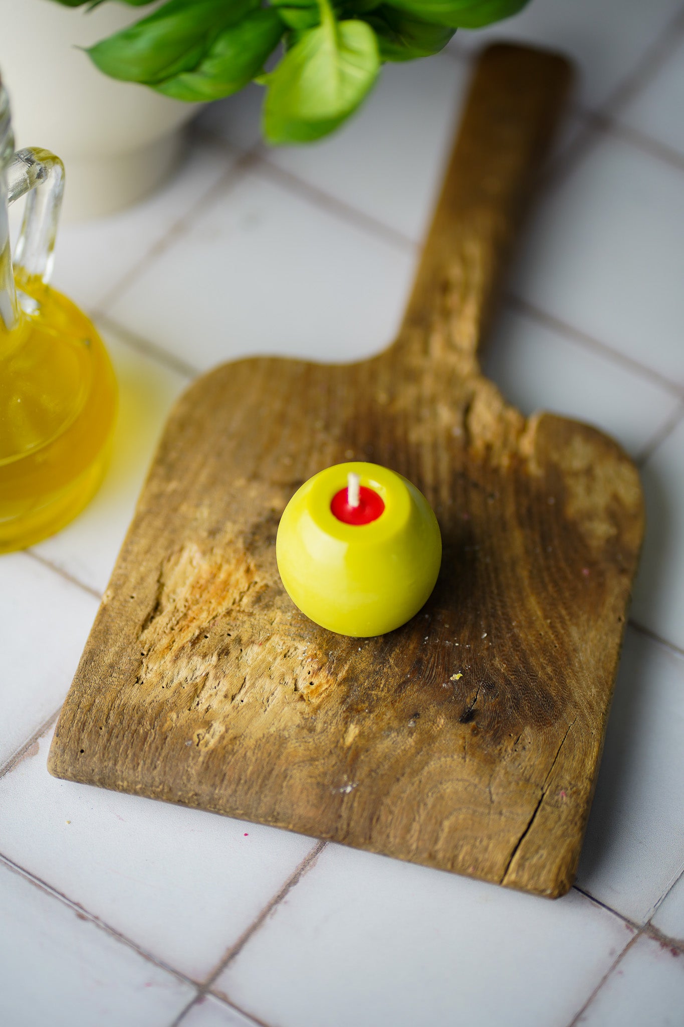 The Colossal Olive Candles