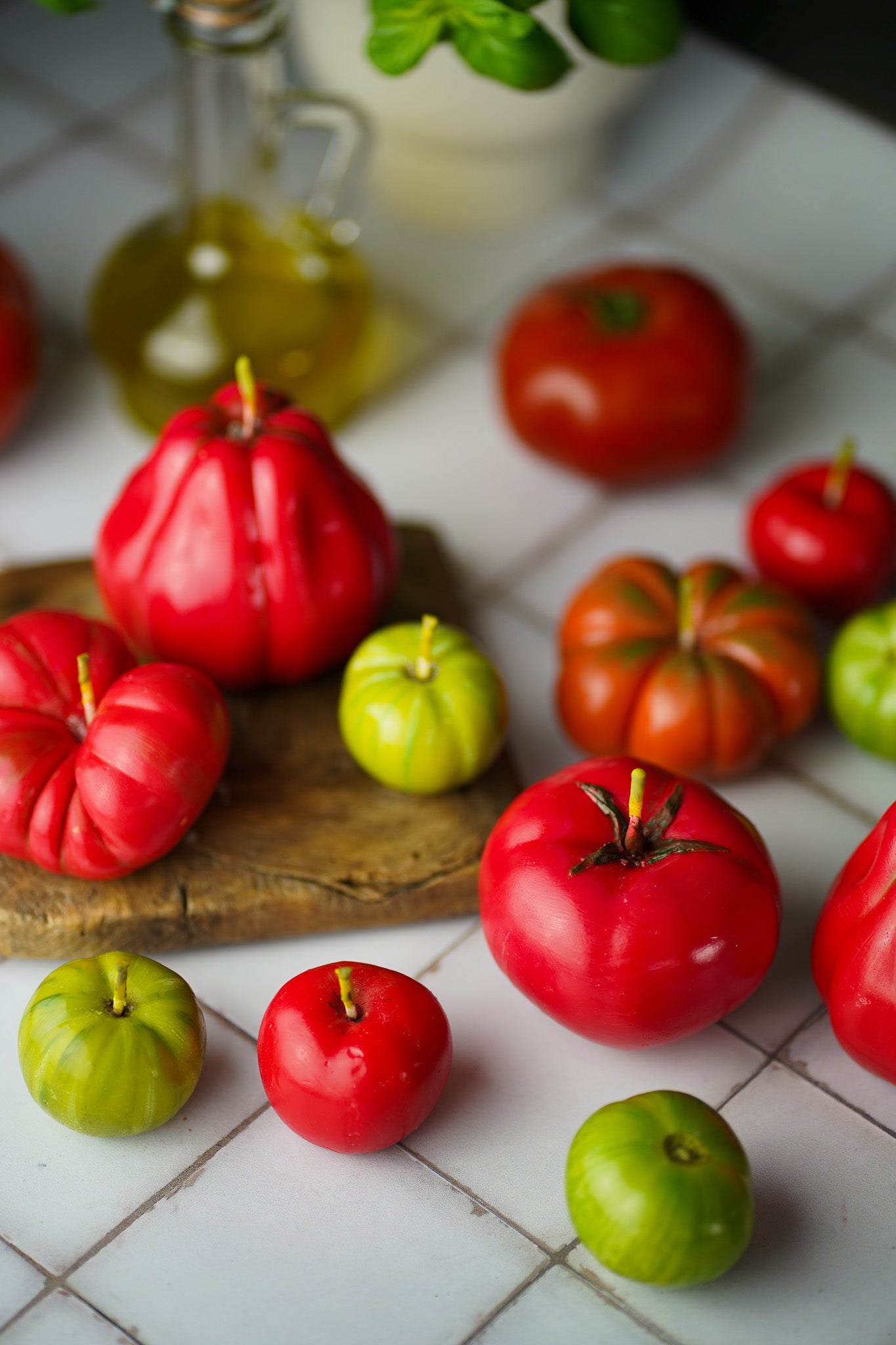 HEIRLOOM TOMATO CANDLES