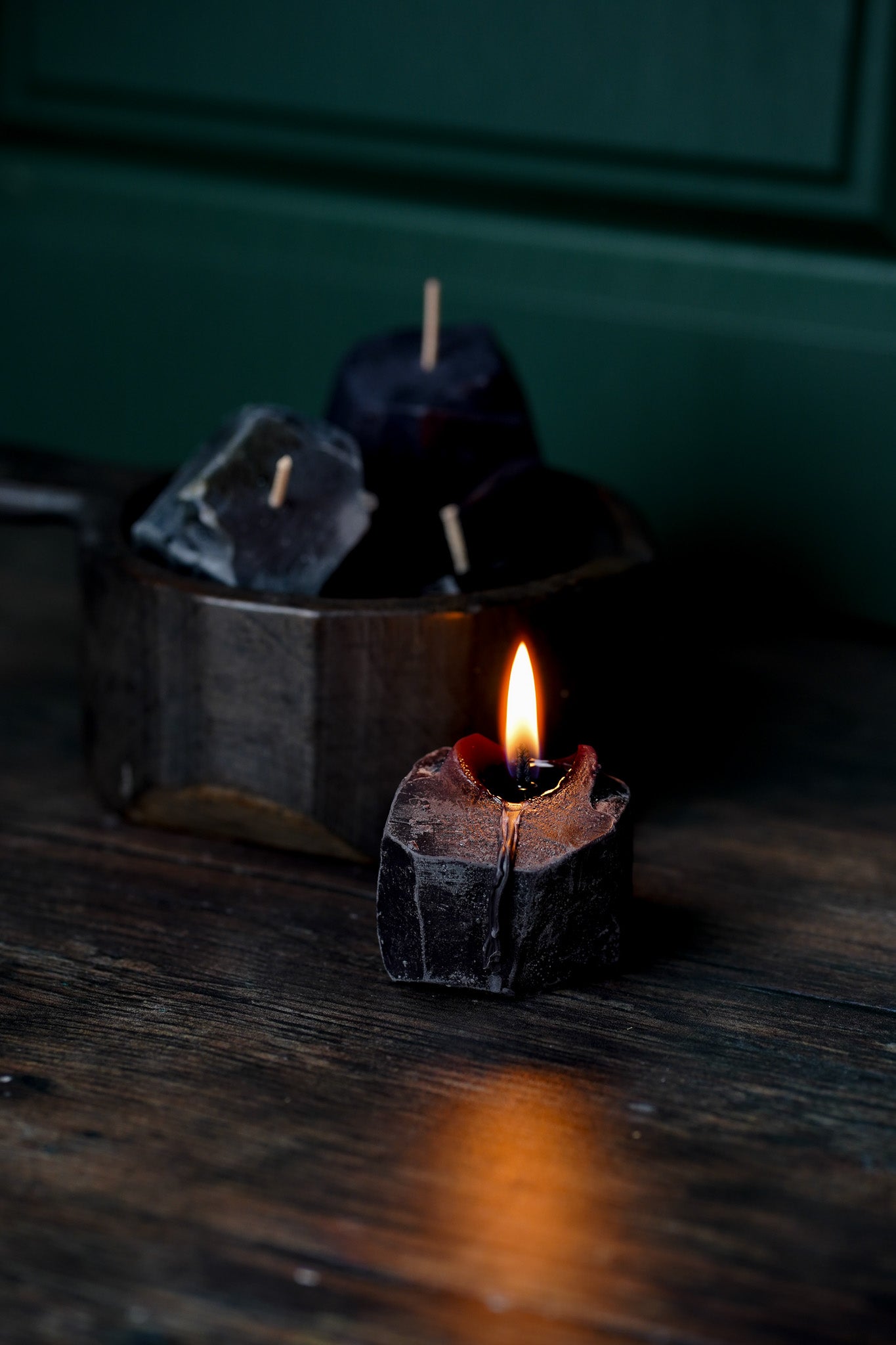 COAL CANDLE